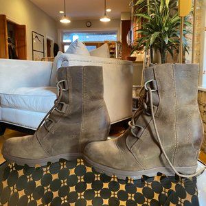 Women's Sorel Joan Wedge Heel Ankle Boots, Size 10, Camel Brown